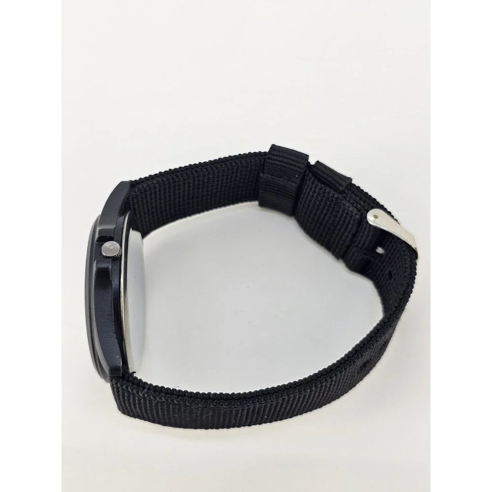 41MM Field Men Analog Watch White Dial Date Black Canvas Nylon Bands New Battery
